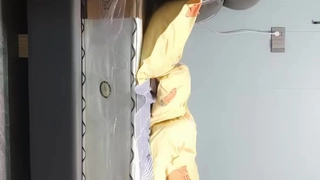 欧美日韩人妻激情-第一次与男友以外的男人在行使中车震!