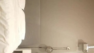 有希望的男人-爱玩游戏的女友-哥哥输了第三条腿就属于我的