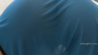 欧美日韩人妻激情-第一次与男友以外的男人在行使中车震!