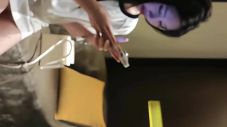拖鞋家居日韩AV-白皙皮肤呆萌小姐姐！情趣耳朵抓屌吸吮！头套男怼着骚穴猛操，骑乘姿势打桩机，无套内射。