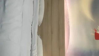 自拍无码精品在线观看-深谷で田植えをする稲作農家の巨乳嫁 観月しおり的的!