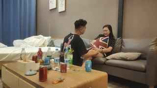 有希望的男人-爱玩游戏的女友-哥哥输了第三条腿就属于我的