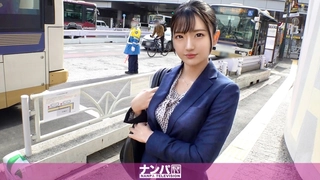 赛琳娜的黄金完整翻译版中文-直播 火辣身材的娜扎【沙滩上的贝壳酱】!