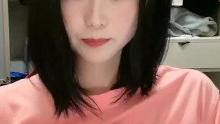 自拍无码精品在线观看-深谷で田植えをする稲作農家の巨乳嫁 観月しおり的的!